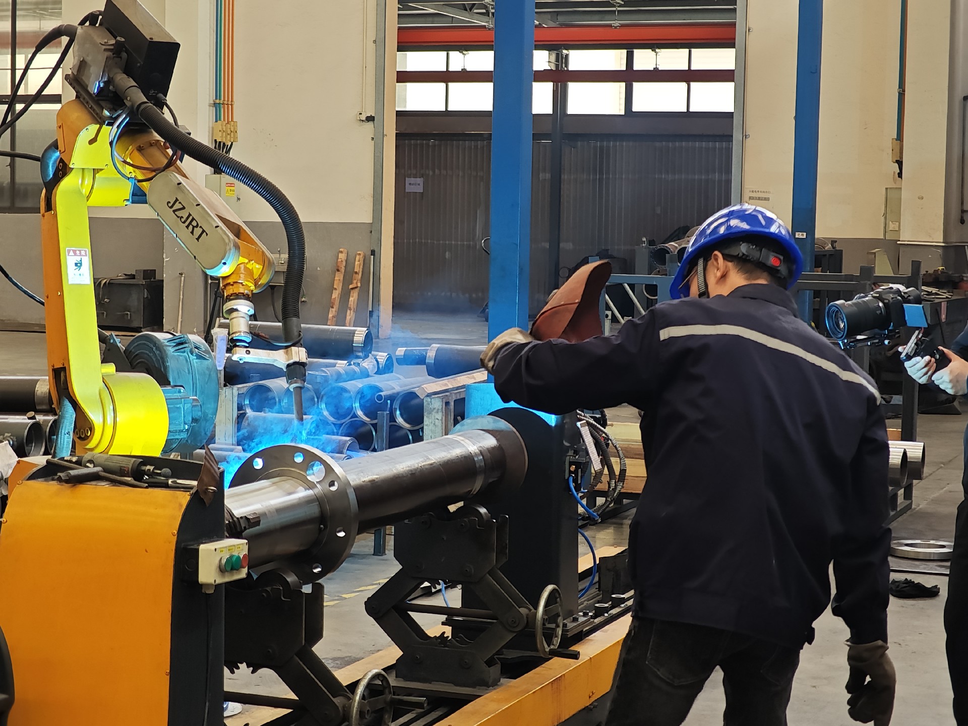 Hydro custom cylinders