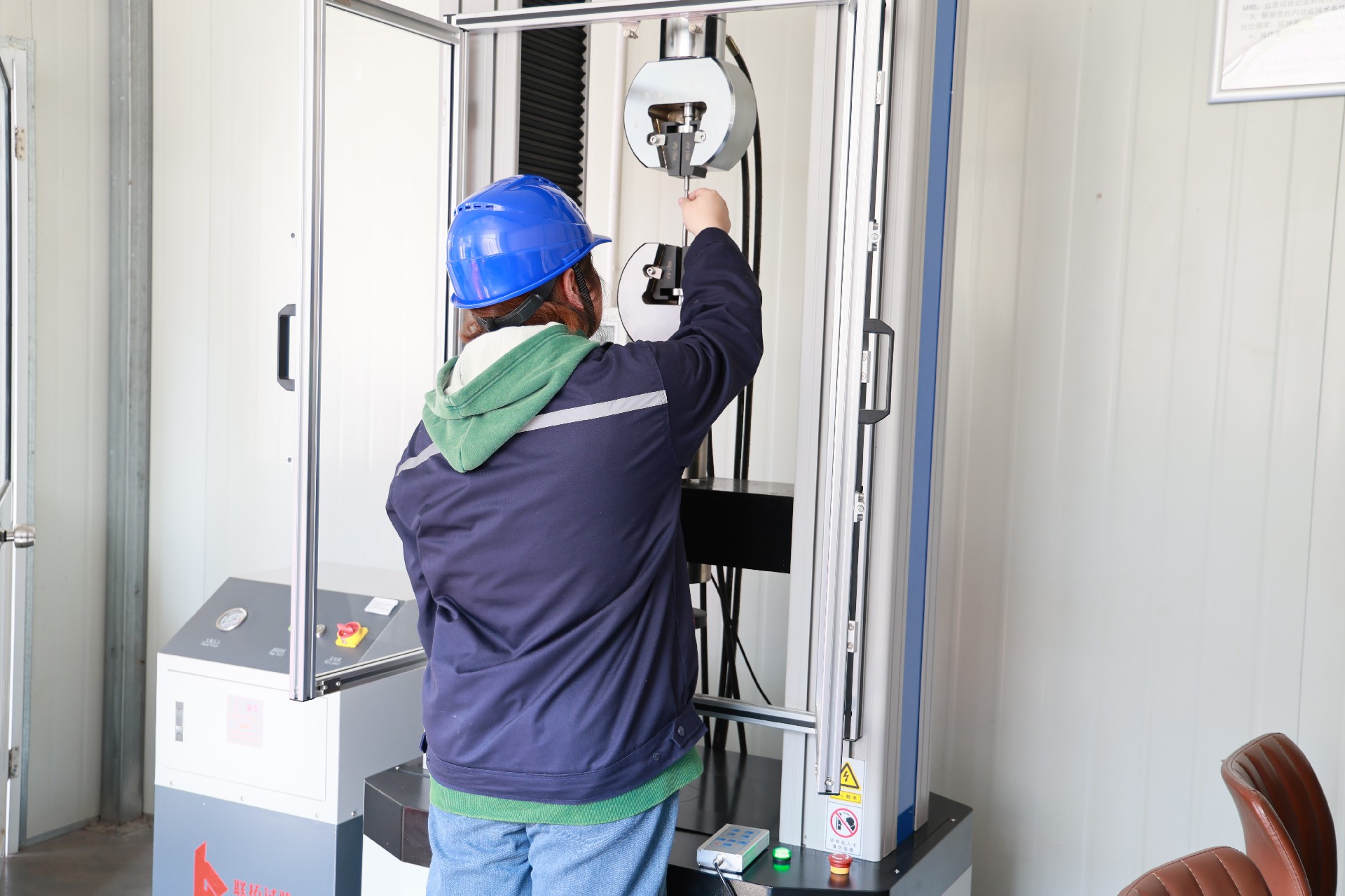 Multi stage hydraulic cylinder